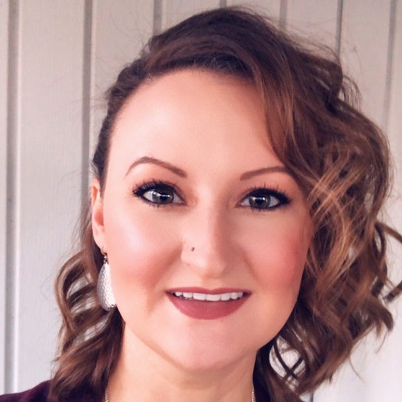 Meet the Posher Other - Meet your Posher, Vanessa